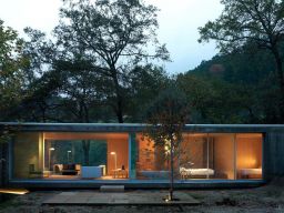 http://vectroave.com/wp-content/uploads/2010/02/Casa-no-Geres-Correia-Ragazzi-Aquitectos-14.jpg