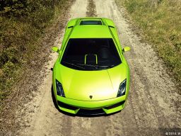 http://notbland.com/images/lamborghini/verde.jpg