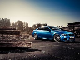 Individual-Monte-Carlo-Blue-BMW-E92-M3-On-MORR-Wheels-1.jpg (1600×1068)